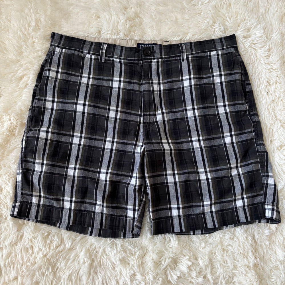Chaps Mens Plaid Cotton Shorts Green Black White Size 38 Flat Front Casual